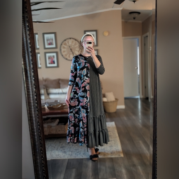 Dresses & Skirts - Zadie B's Paisley And Polka Dot Dress